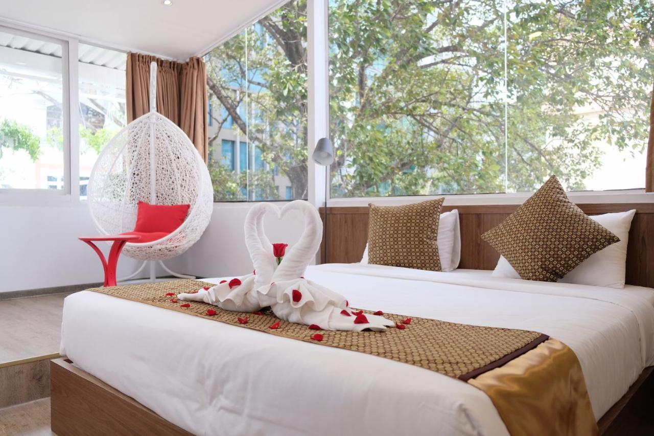 The Umi Hotel Ho Chi Minh-stad Buitenkant foto