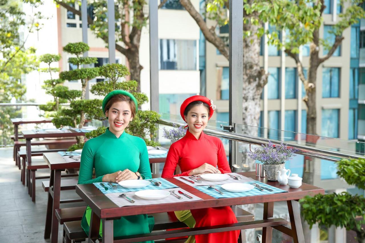The Umi Hotel Ho Chi Minh-stad Buitenkant foto